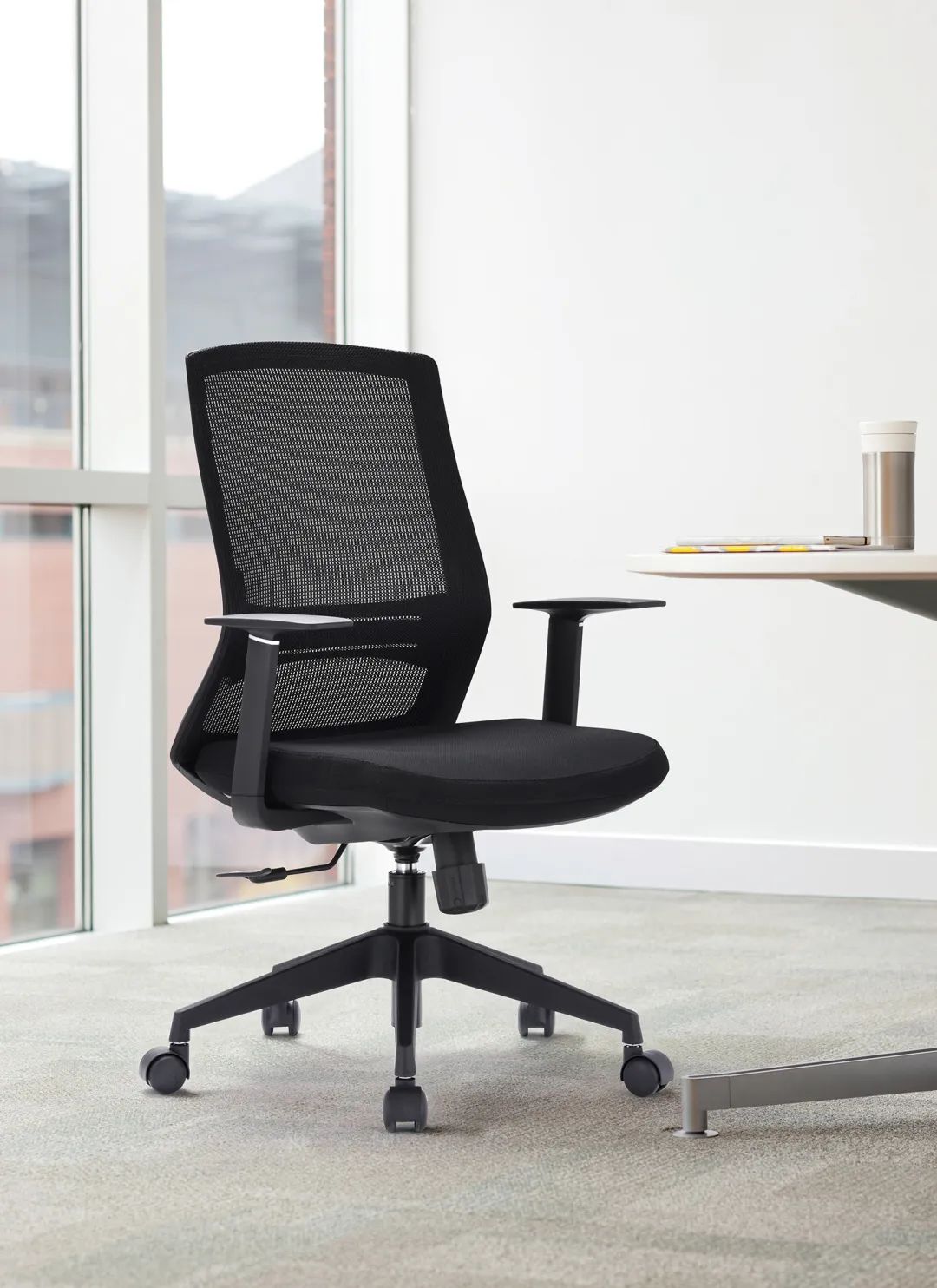 MESH CHAIR 網(wǎng)椅系列 丨突破常規(guī)設(shè)計(jì)，探索未來辦公(圖25)